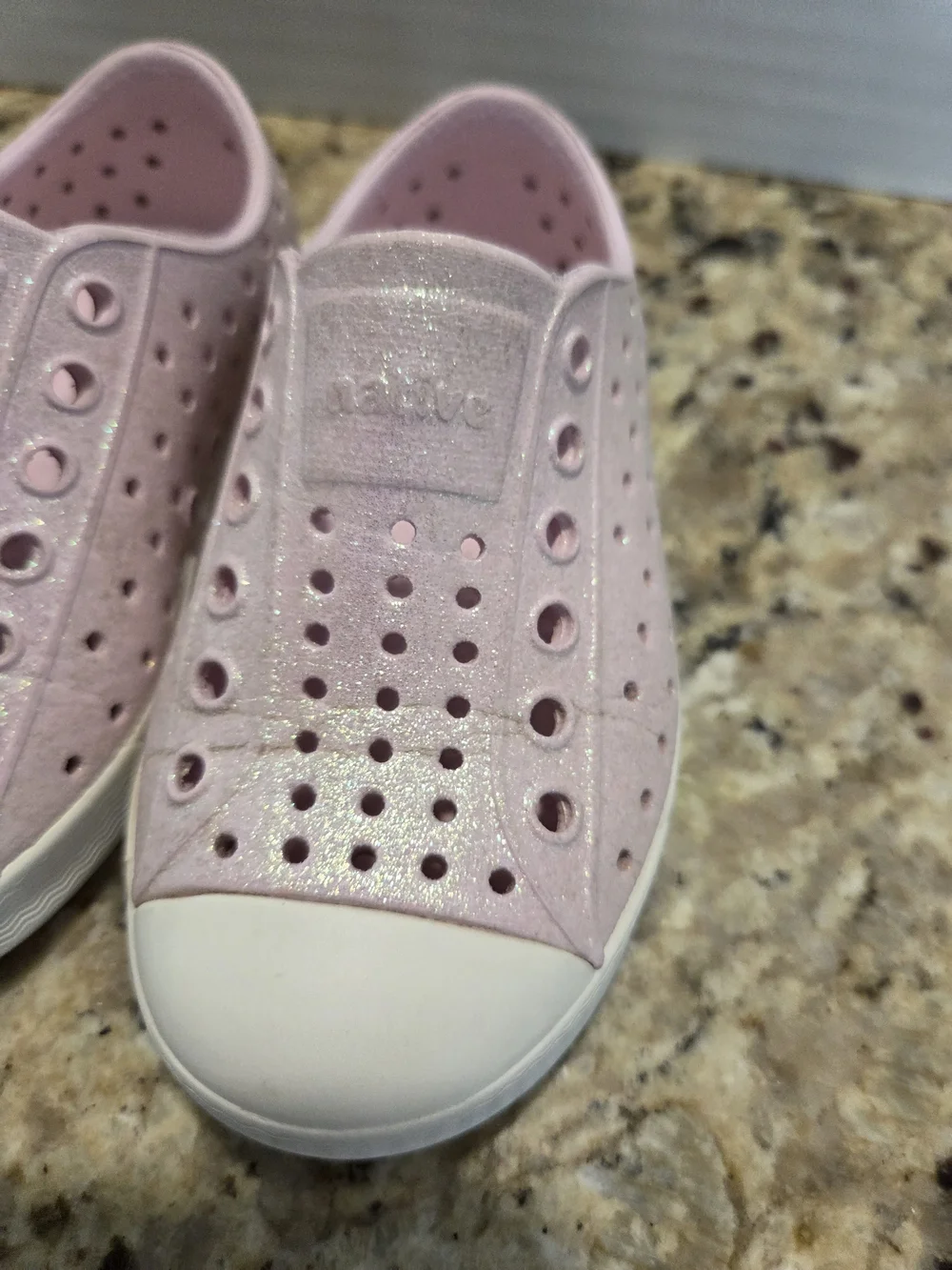 Native Jefferson Slip-On Shoes Sneakers Light Pink Glitter Kids Girls Size C7